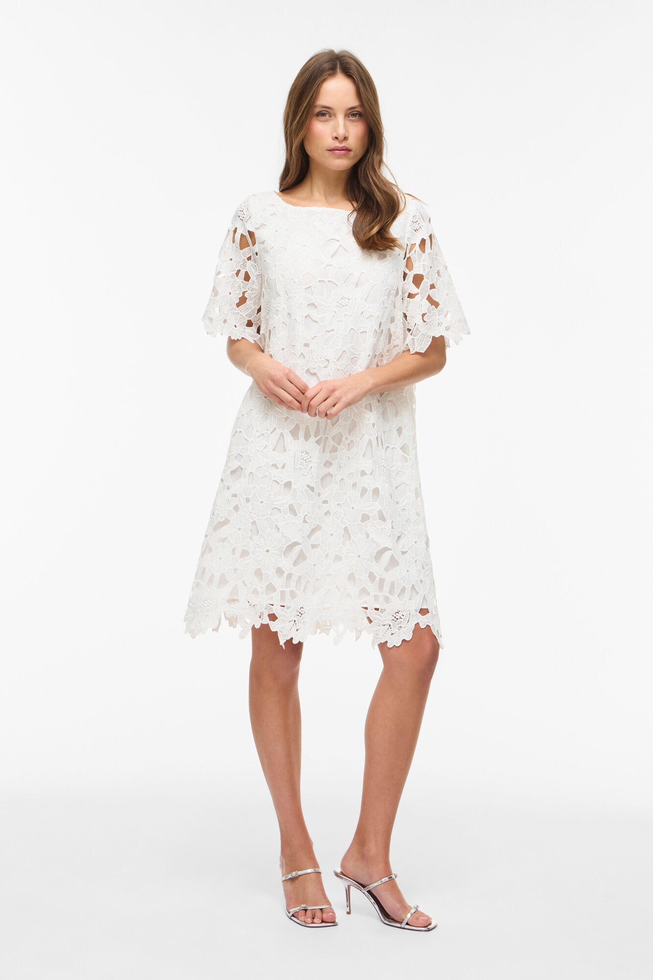 Visienna Boatneck Laceshort kjole - Cloud Dancer